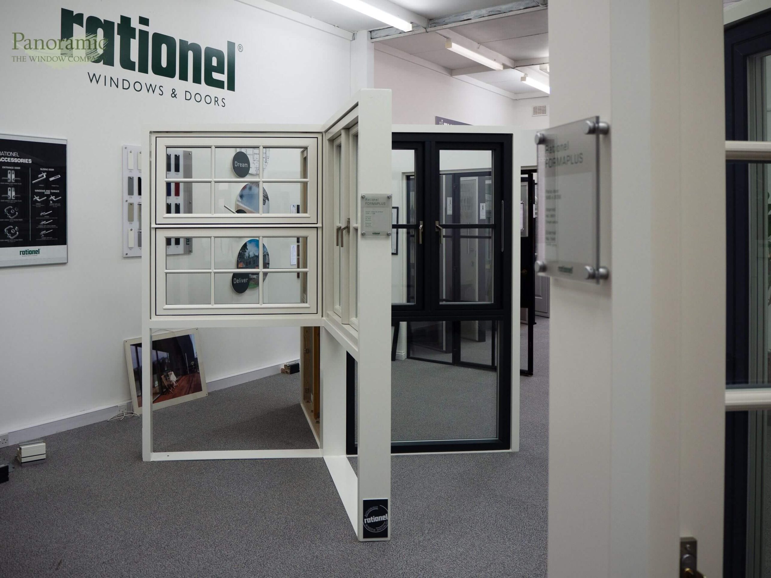 Panoramic-Showroom